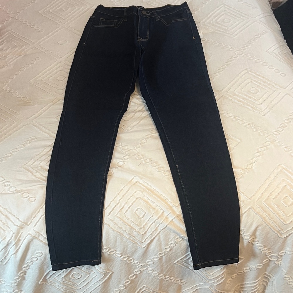Forever 21 Women's Black Skinny Jeans